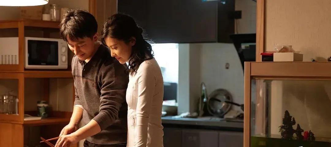 夢(mèng)夢(mèng)見(jiàn)明星，心靈之旅與自然美景的交融之旅