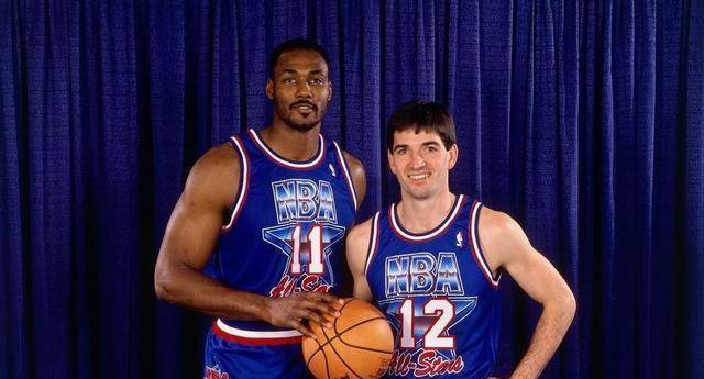 星光熠熠的籃球傳奇與公眾視角的碰撞，NBA籃球明星圖片集錦