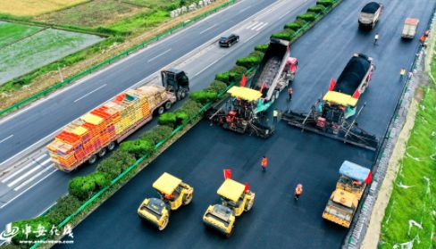 合安高速車禍最新動態(tài)與小巷美食探索之旅簡報