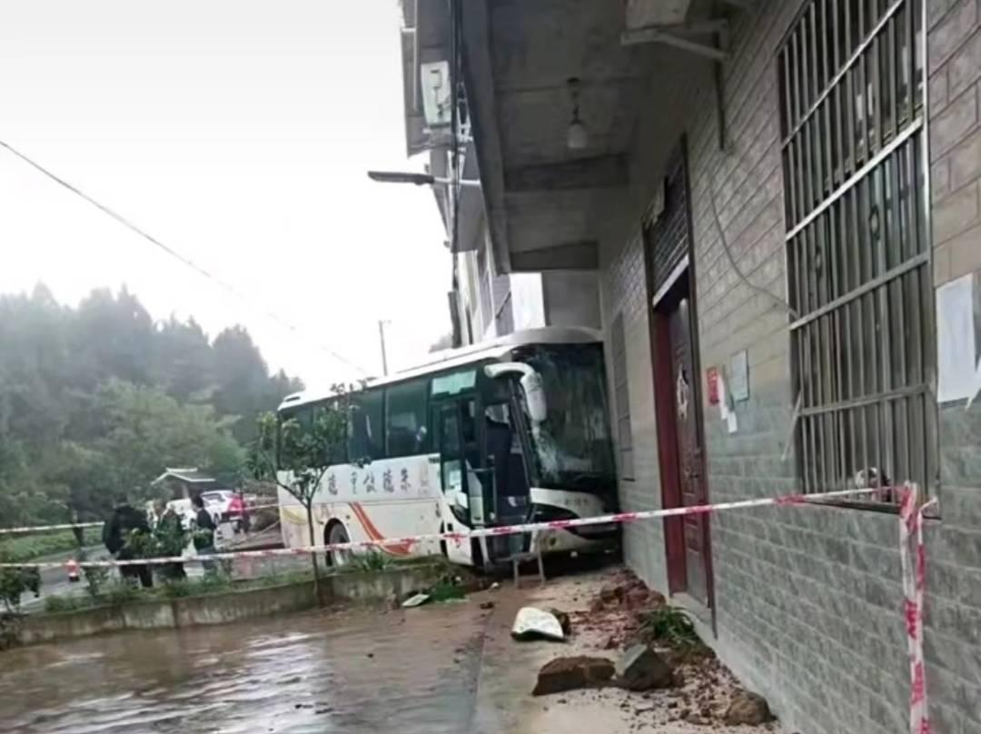 金城鎮(zhèn)改市動態(tài)，變革中的機遇與自信成就之源